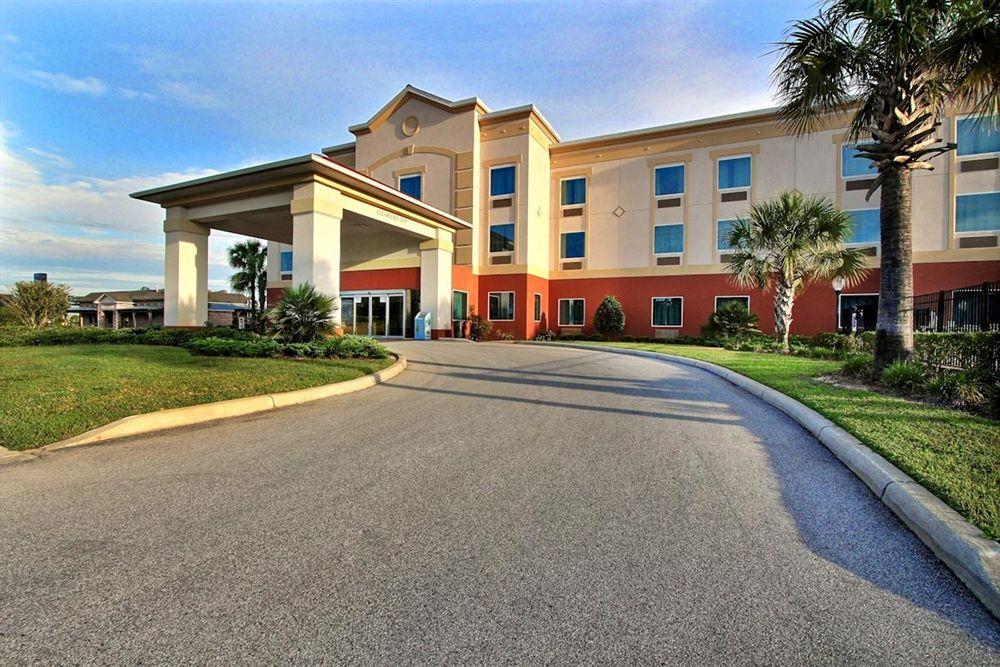 Comfort Inn & Suites Wildwood - The Villages Exterior photo
