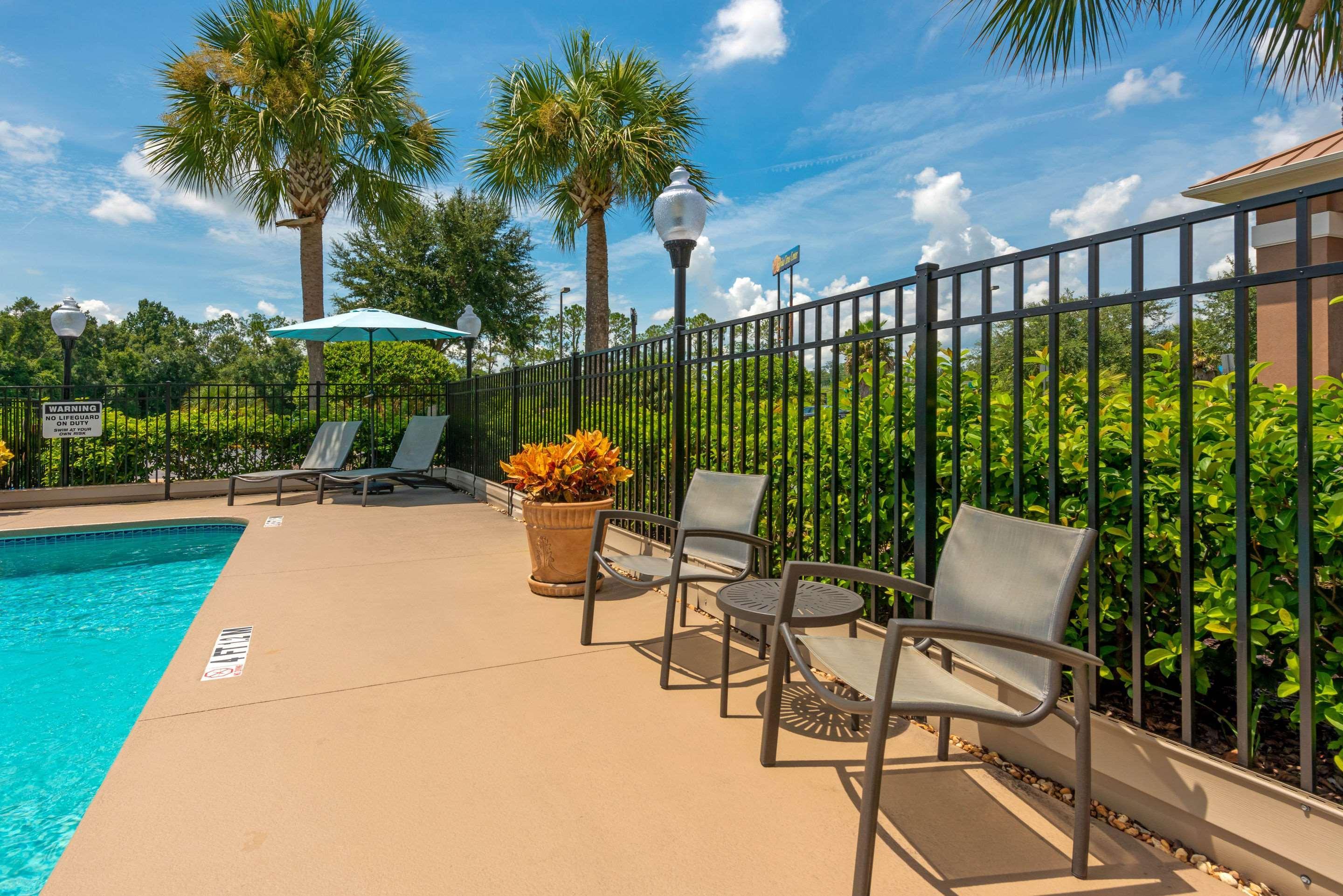 Comfort Inn & Suites Wildwood - The Villages Exterior photo