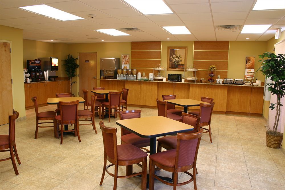 Comfort Inn & Suites Wildwood - The Villages Exterior photo