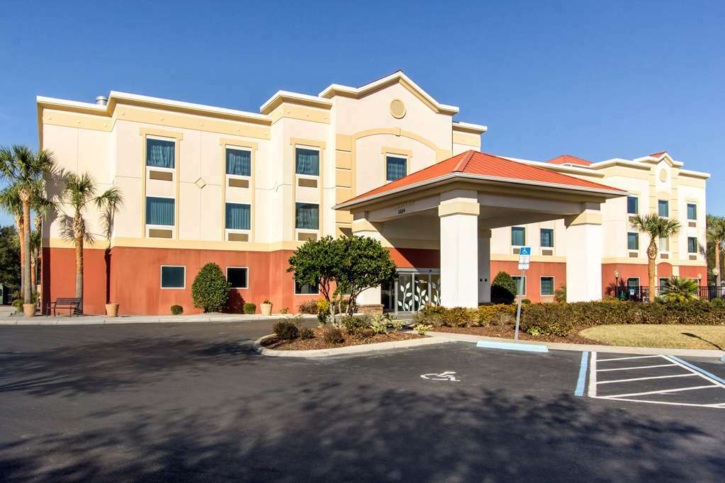 Comfort Inn & Suites Wildwood - The Villages Exterior photo